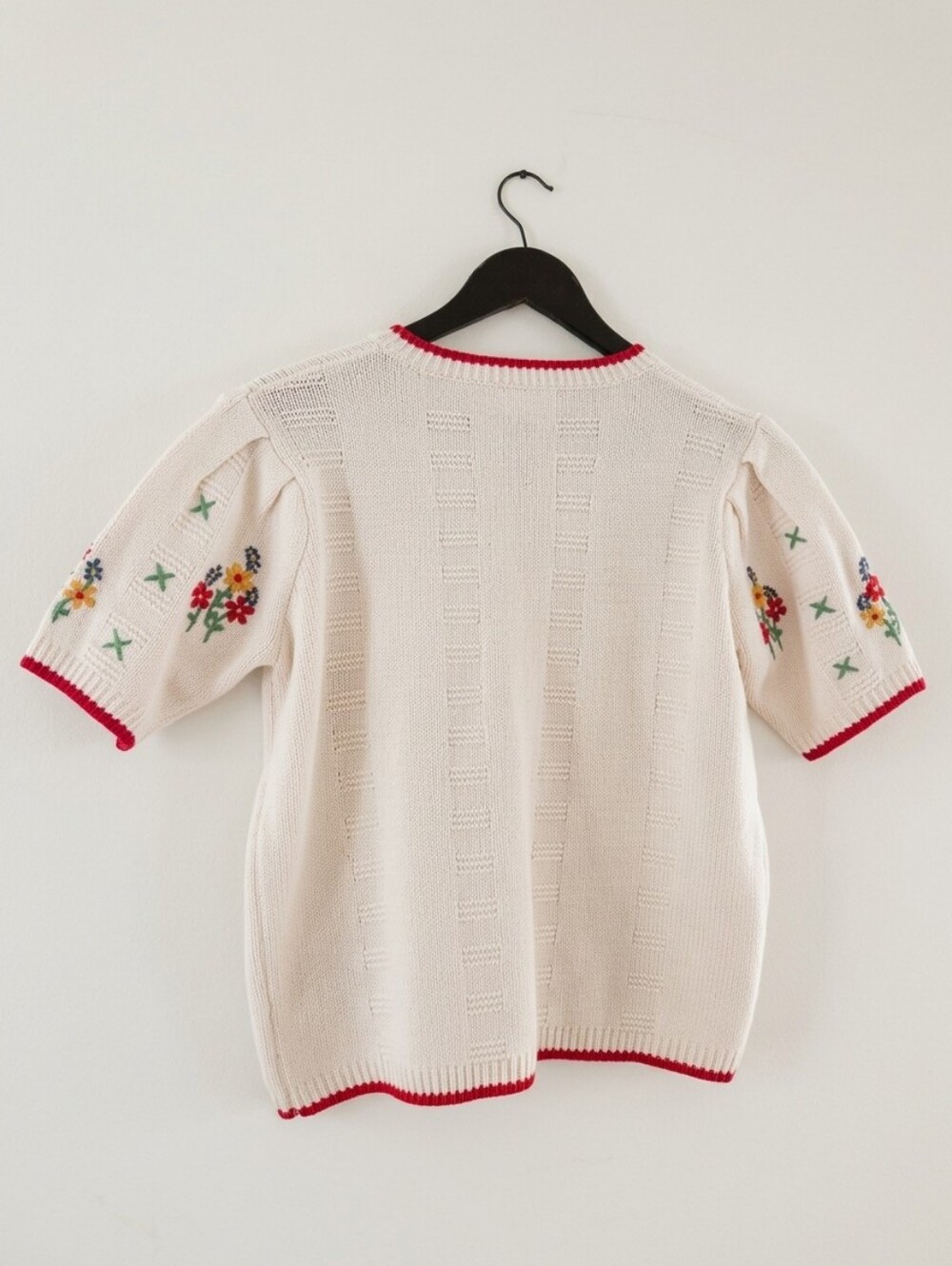 Cream Short-Sleeve Floral Embroidered Cardigan - Picture 2 of 7